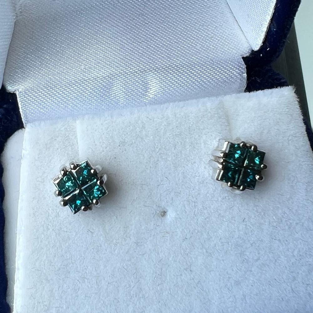 Irradiated diamond earrings